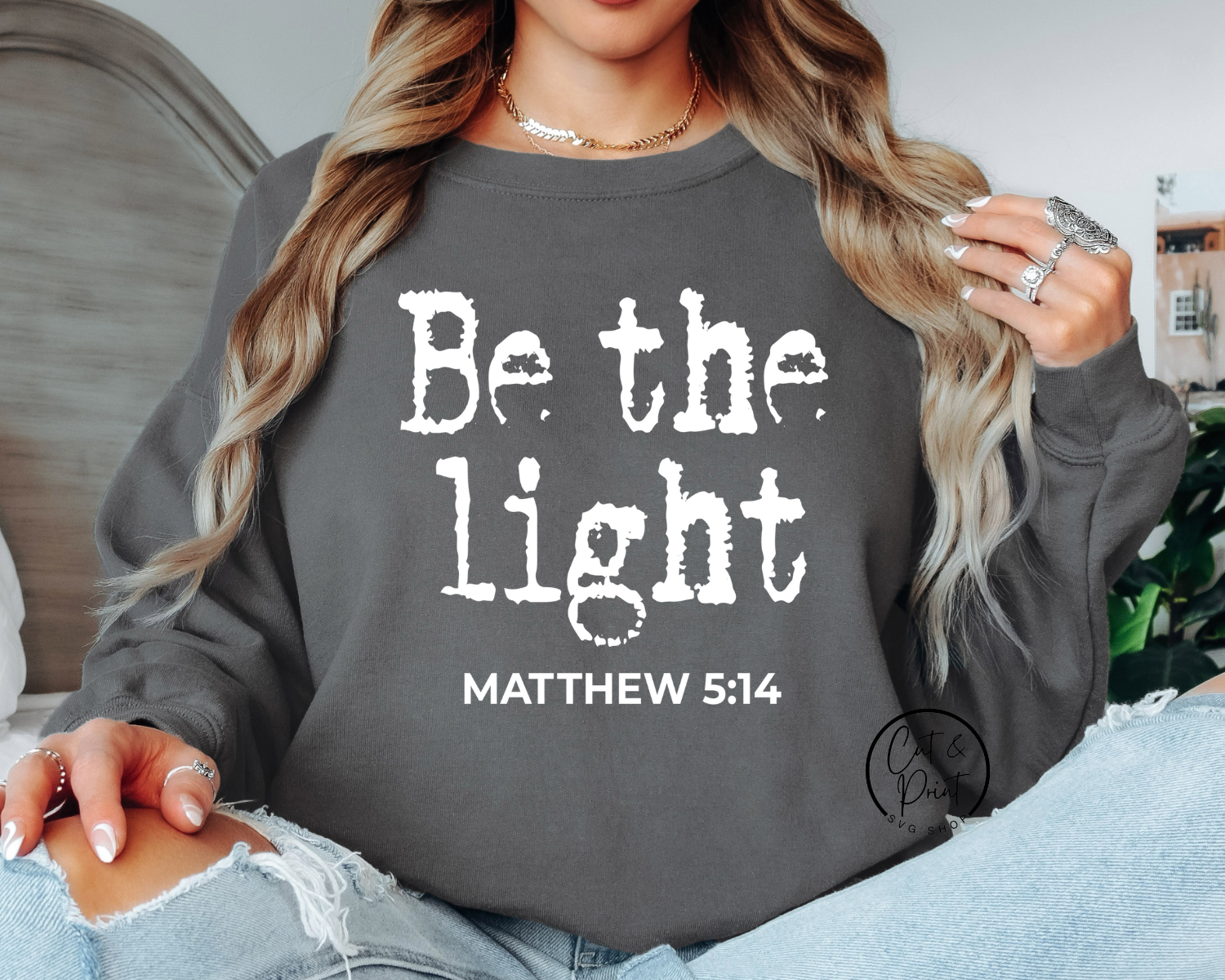 Christian SVG, Png, Bible Verse SvG, Faith SVG, Png, Be The Light Distressed  SVG Instant Download, Cricut Cut File, Silhouette Cut File